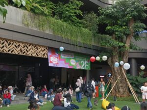 Berburu Merchandise di OMO! Market Vol. 4, Surganya Barang-Barang Gemas!